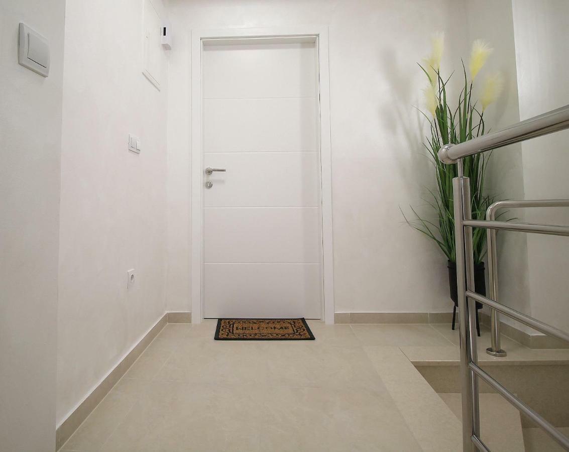 Arbel Apartments Пореч Экстерьер фото