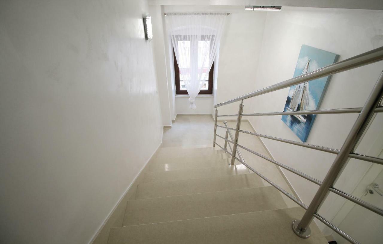 Arbel Apartments Пореч Экстерьер фото