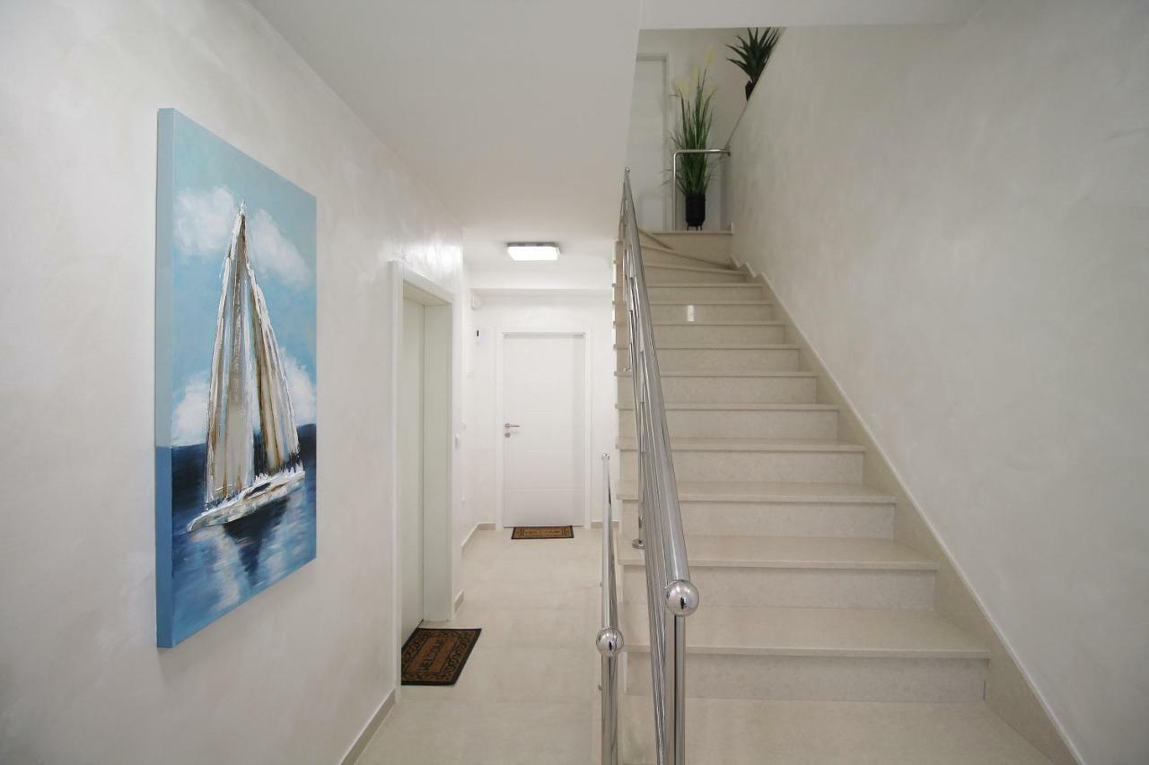 Arbel Apartments Пореч Экстерьер фото